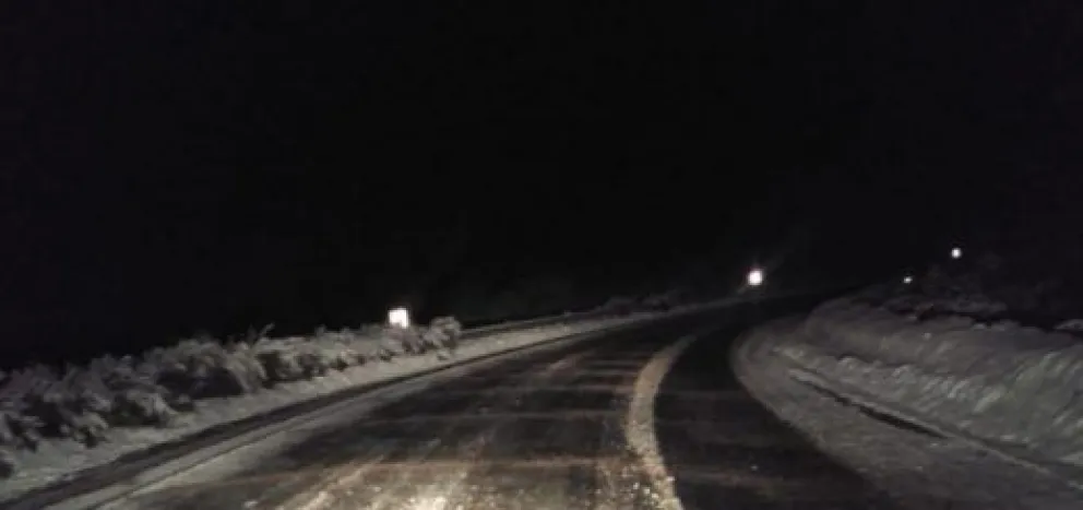 Ruta 40: Piden circular con extrema precaución por presencia de hielo