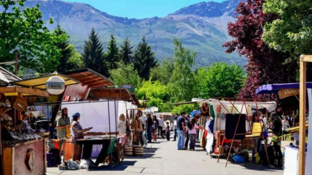 Buscan abrir líneas de crédito para artesanos y microemprendedores 