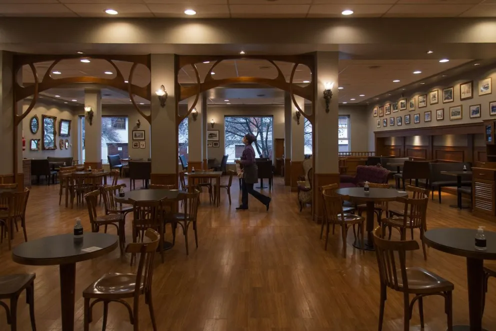 "Cada día que pasa, 90 locales gastronómicos se ven obligados a cerrar en todo el país, sin poder afrontar sus compromisos". (Fotos: Marcelo Martínez)