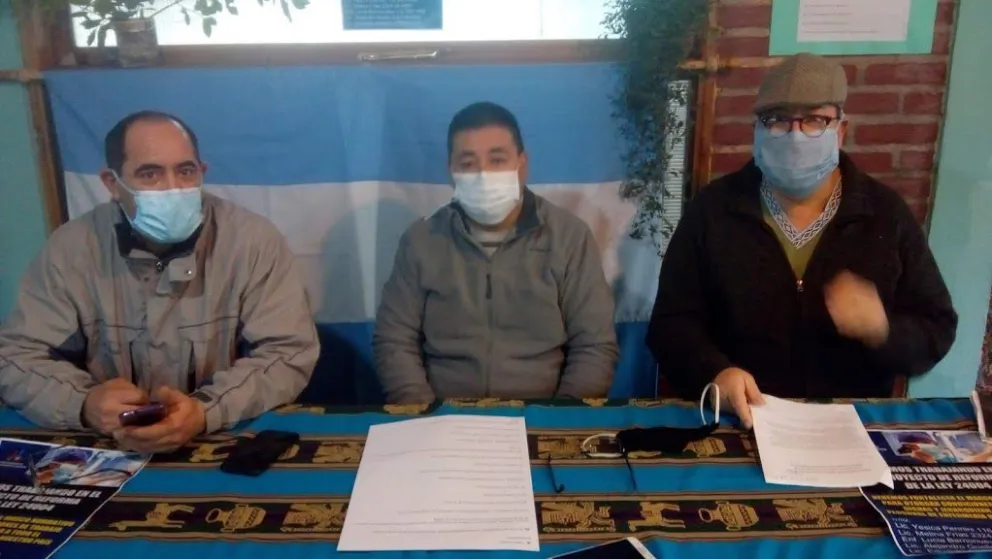 “Están bien los aplausos, pero necesitamos que nos reconozcan derechos” reclaman los enfermeros