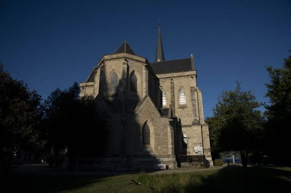Sacerdotes de Bariloche piden a la gobernadora que habilite las celebraciones