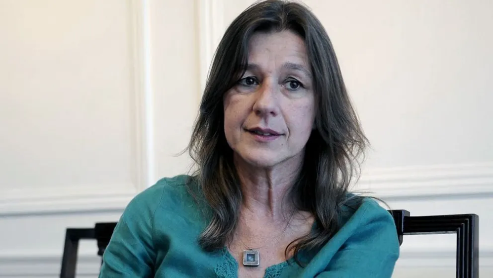 Frederic sostuvo que las tomas de tierras "son actos ilegales prohibidos por la ley"