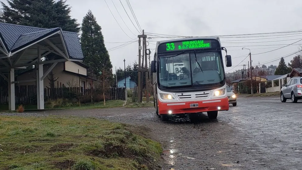 Choferes de la línea 33 levantan el paro