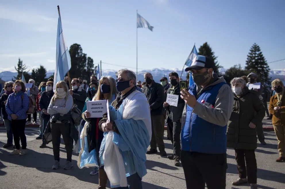 Hubo concentración en el Centro Cívico en apoyo a los vecinos de Villa Mascardi