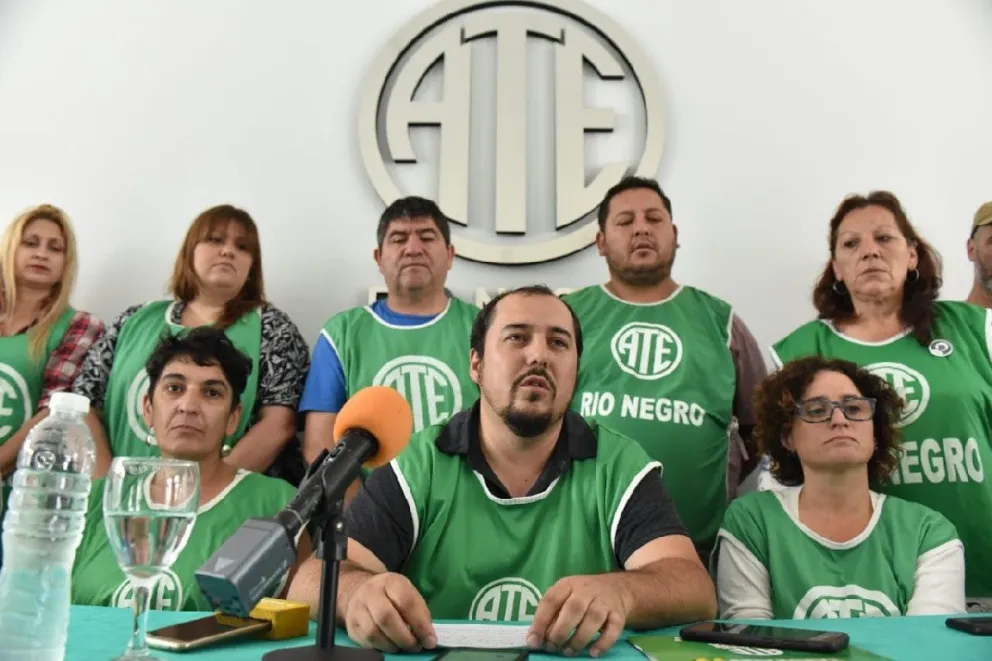ATE reclama la urgente apertura paritaria
