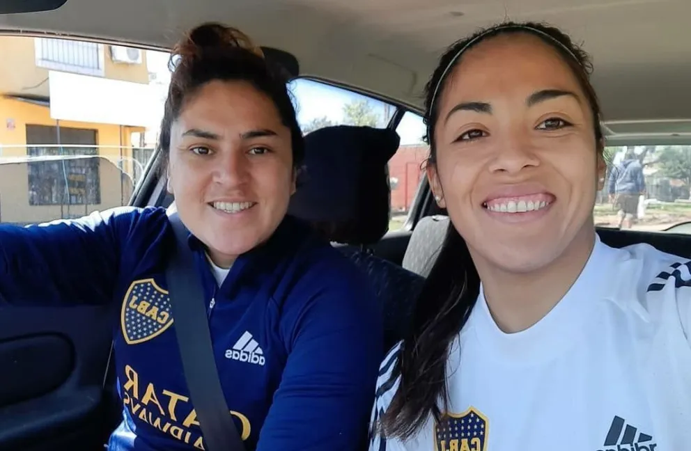 Miriam junto a Gabriela Chávez, compañera en Boca.