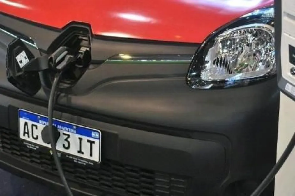 Avanza el proyecto del corredor de electromovilidad