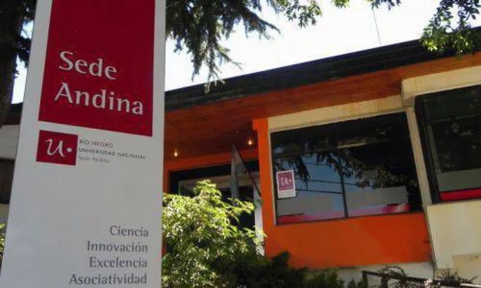La Unrn quiere que Bariloche tenga la carrera de Medicina