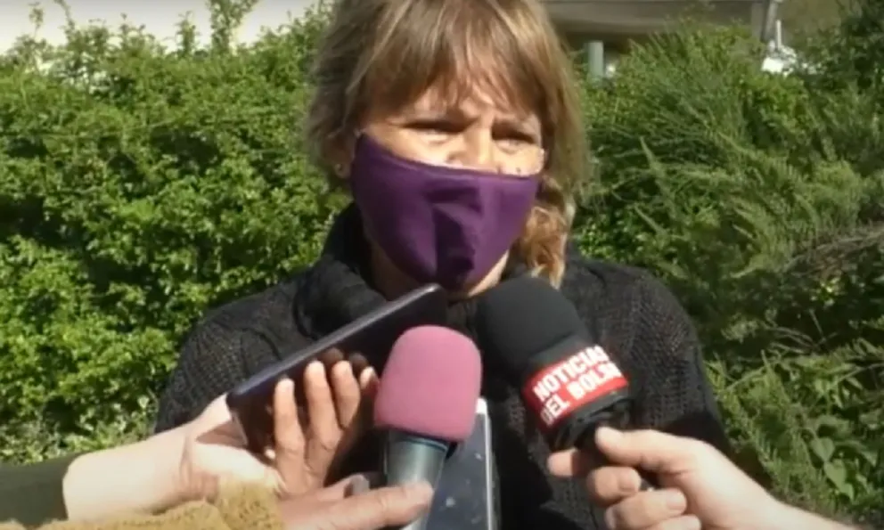 Usaron la imagen de su mamá fallecida para la publicidad de una tarjeta