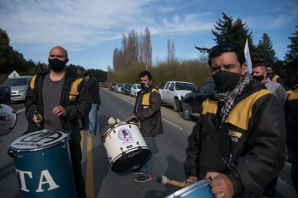 Choferes de Mi Bus convocan a marchar al Centro Cívico