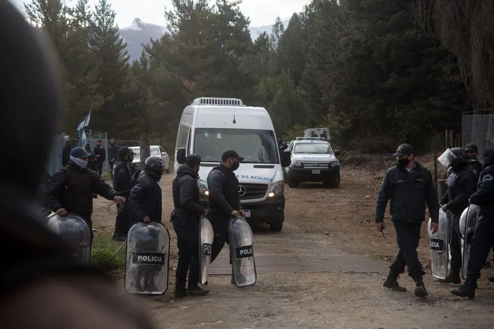 La prohibición de desalojos de tierras indígenas llega al Senado