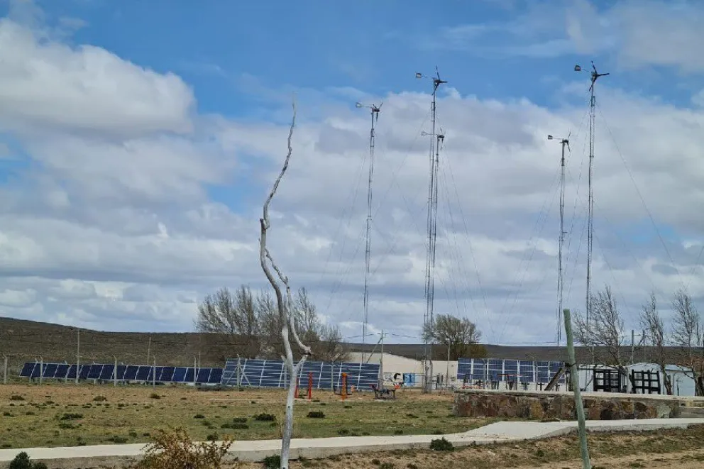 El paraje Laguna Blanca cuenta con electricidad las 24 horas