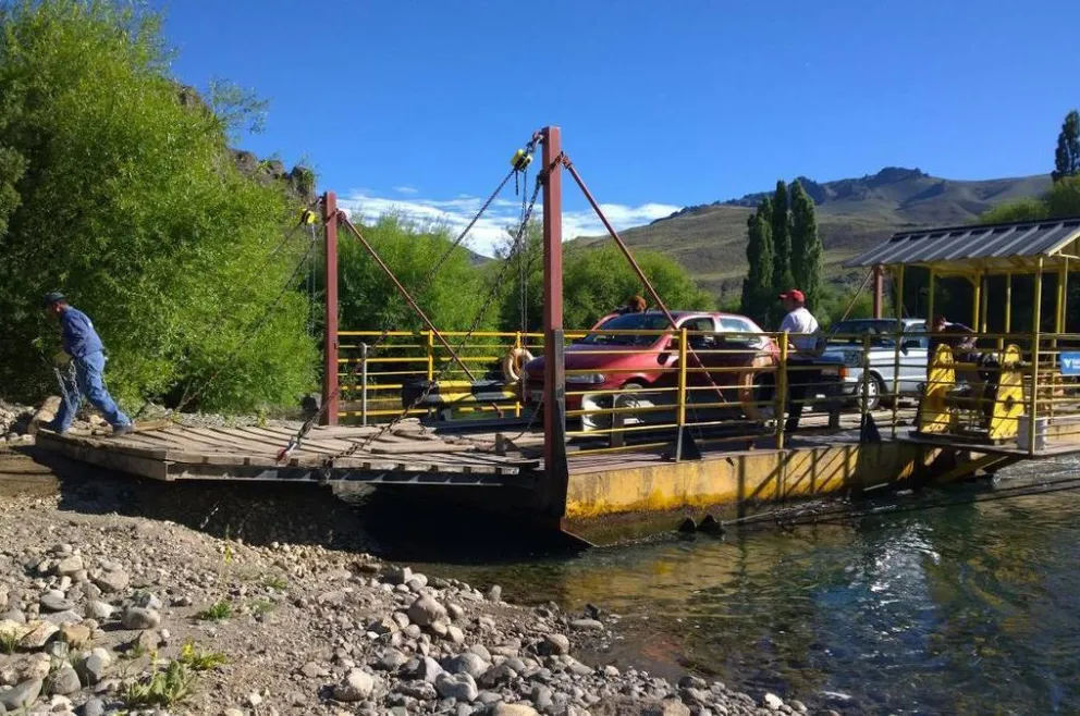 Amplían el servicio de la balsa de Villa Llanquín