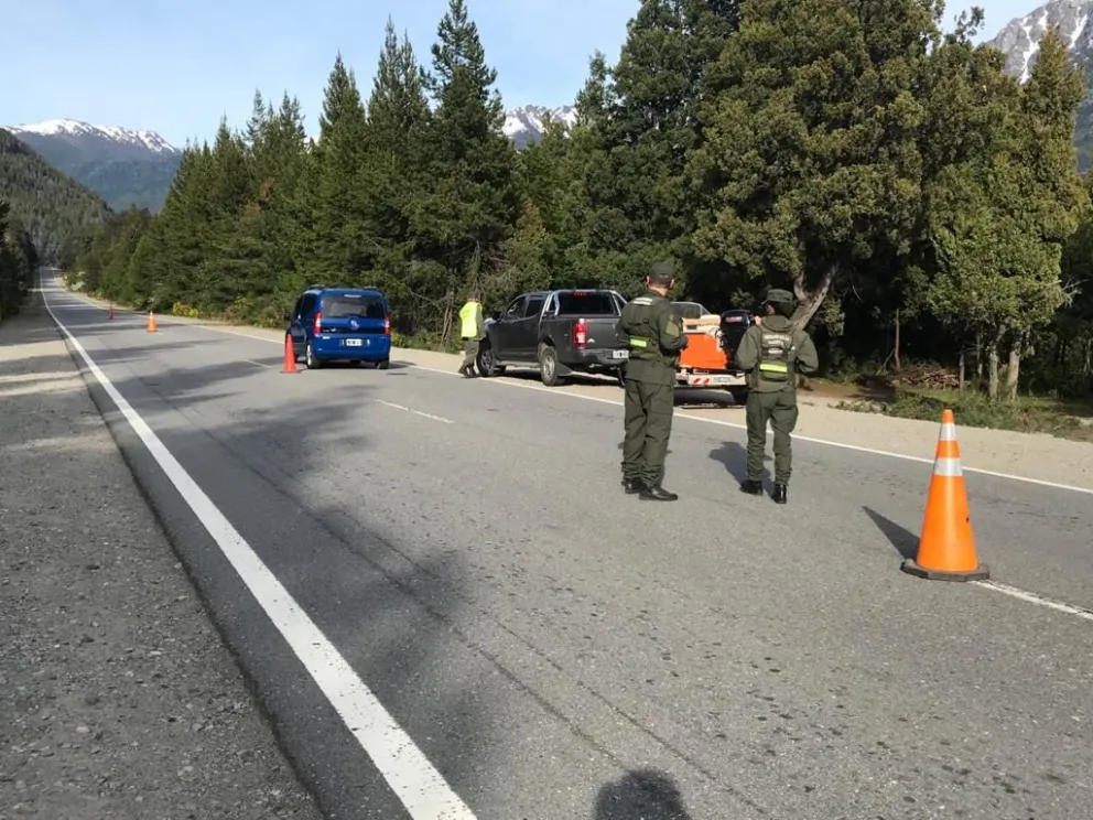 Versiones encontradas sobre la seguridad en Mascardi: “Acá estamos solos”