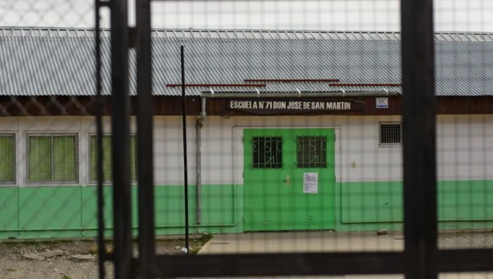 Por la vuelta a las aulas: "Toman definiciones, pero no garantizan las condiciones"