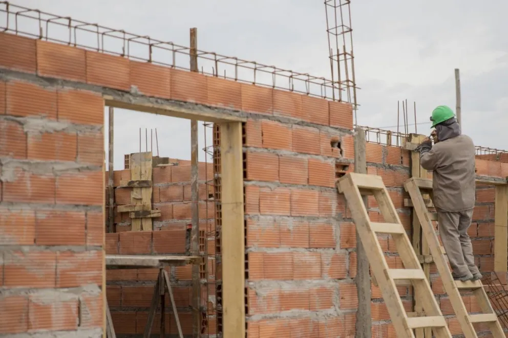 En Río Negro, 300 familias recibieron su vivienda durante la pandemia