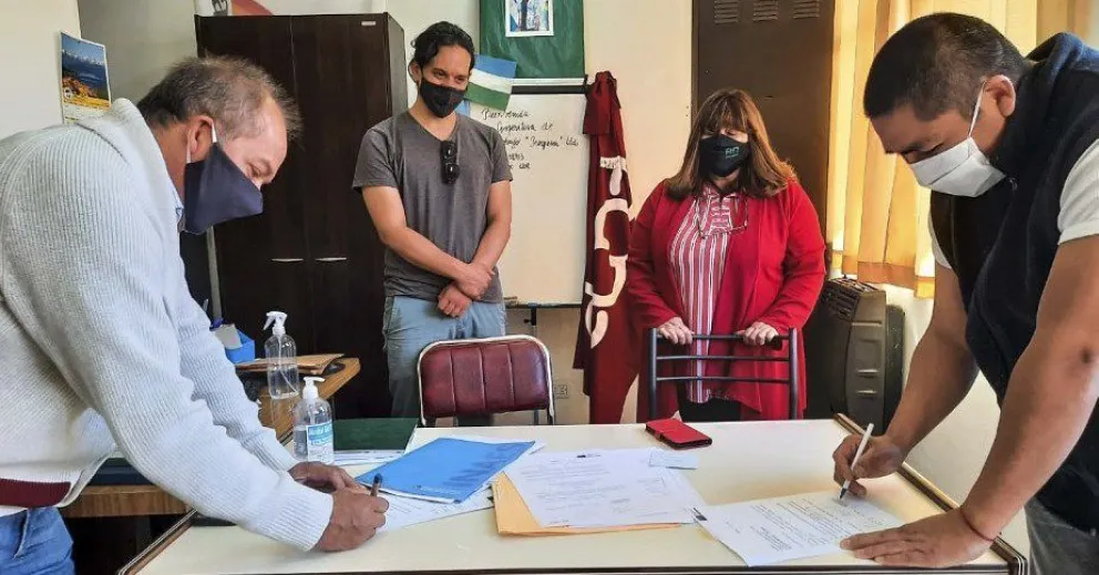 Cooperativas y Mutuales garantiza atención por turnos y continúa entregando matrículas