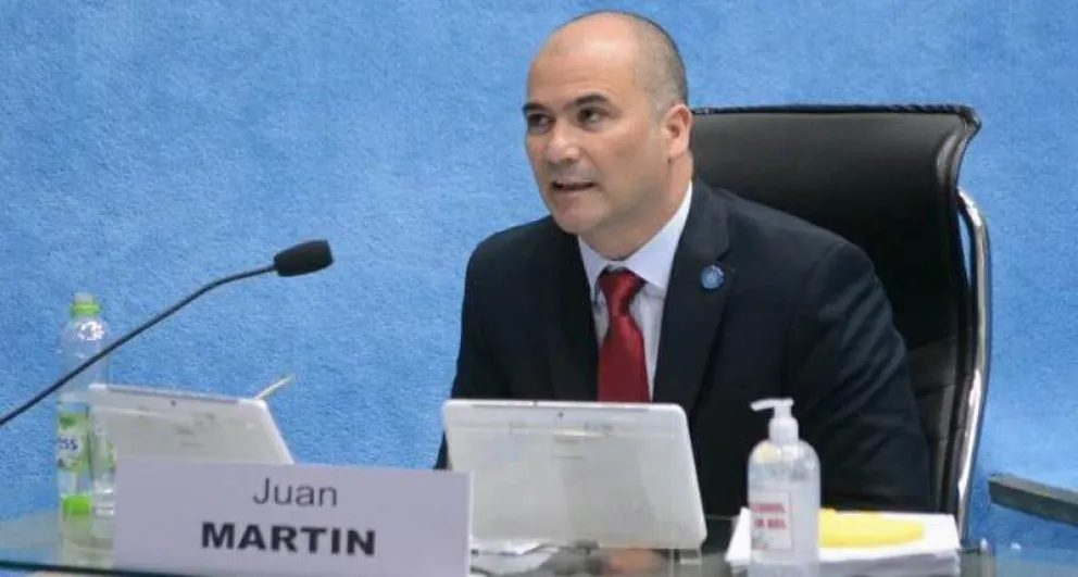 Juan Martín repudió la presencia de manifestantes vestidos como el Ku Klux Klan en Bariloche