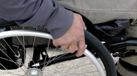 IPROSS deberá indemnizar a un joven con una silla de ruedas a motor por demora injustificada