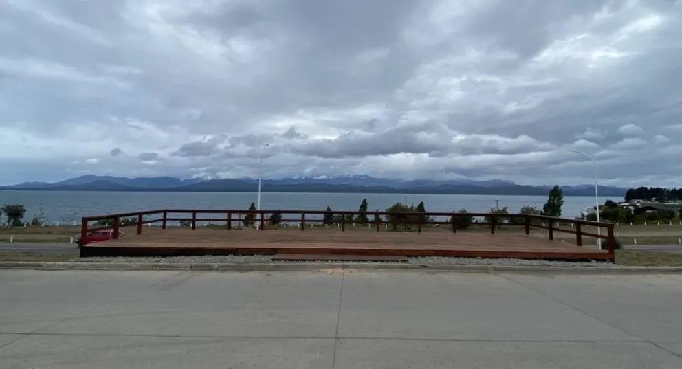 Avanza la construcción el Deck-Mirador de Las Victorias