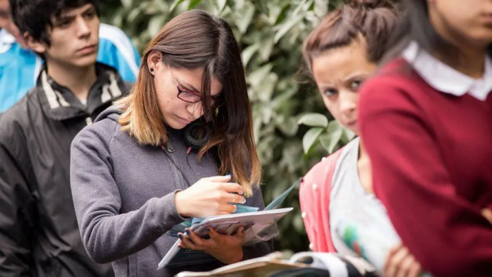 Potenciar Joven: Cómo inscribirse a la beca laboral de $8.500 mensuales