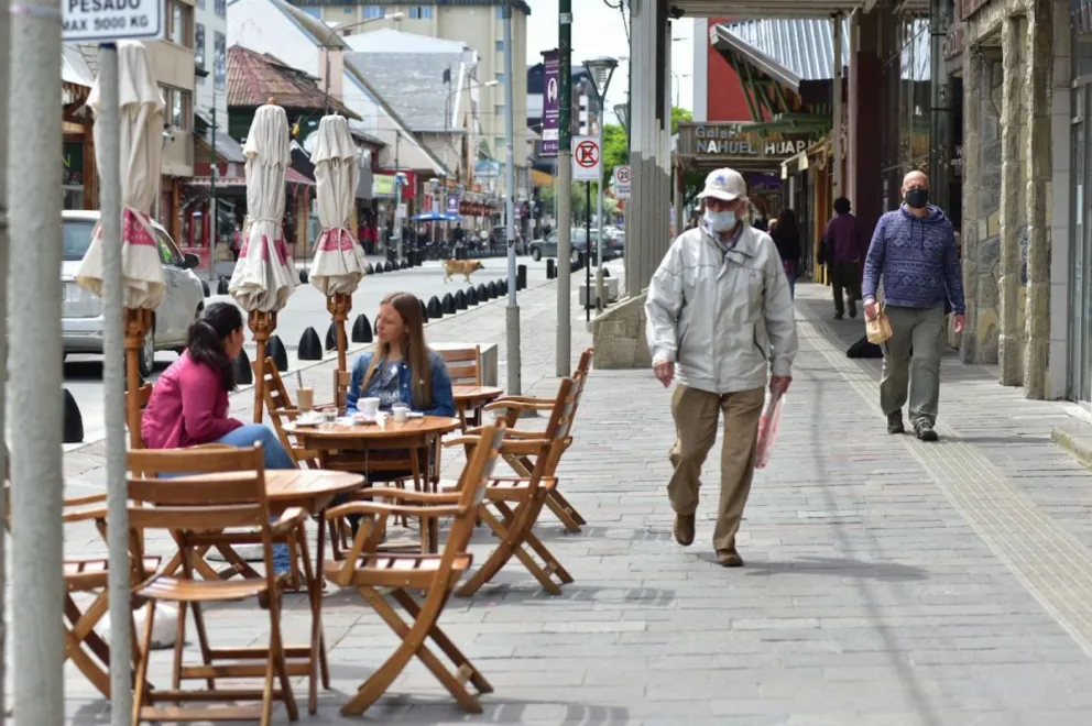 Se evalúa el cierre de actividades y nuevas restricciones en Bariloche