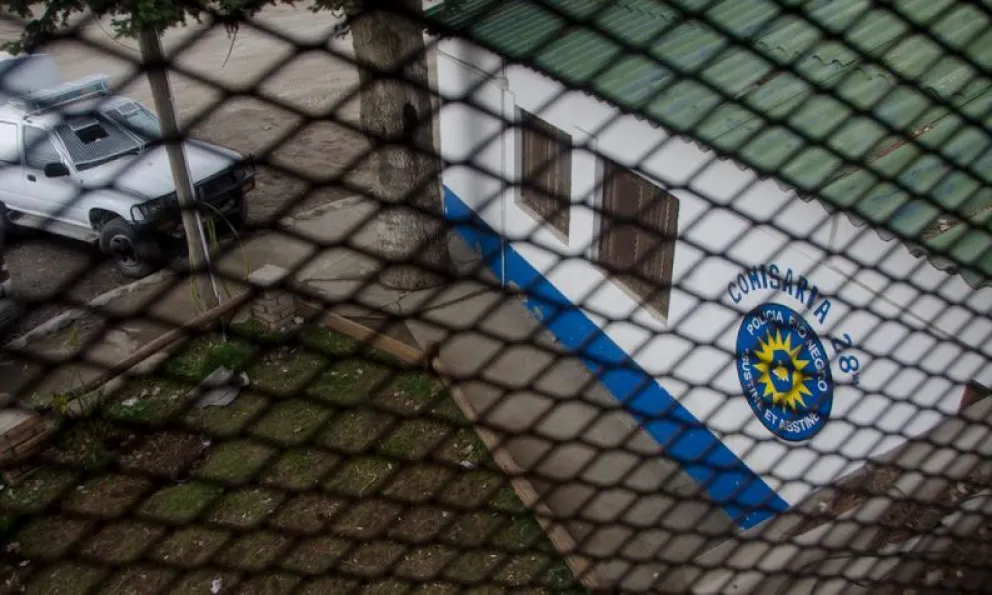 Una mujer forcejeó con un hombre que se había metido a su casa para robar