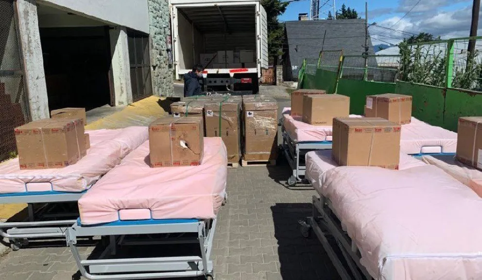 Llegaron a Bariloche las camas que amplían la capacidad de terapia intensiva