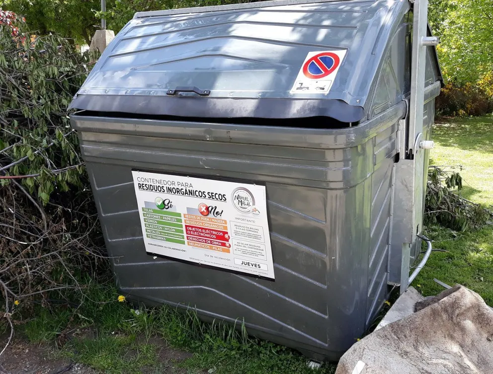Recuerdan que está prohibido arrojar residuos de construcción en contenedores de basura