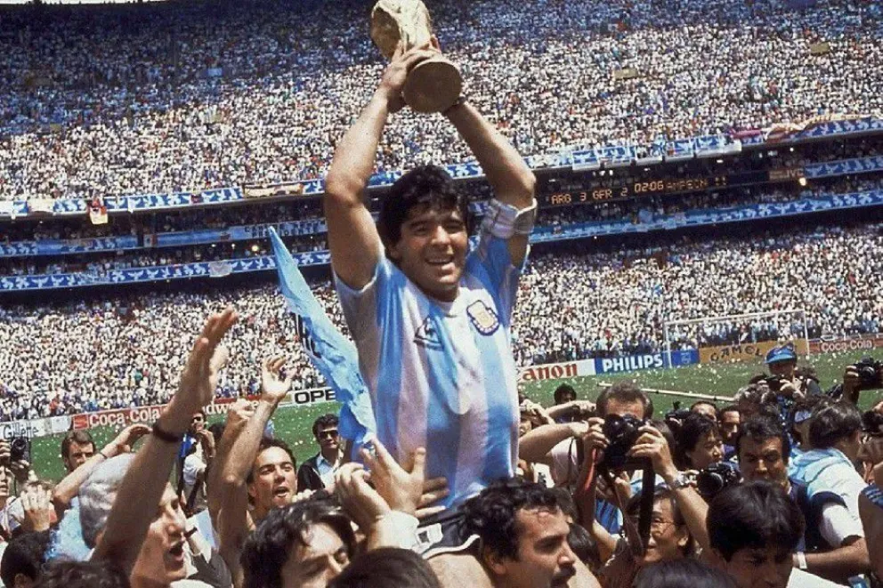 Río Negro adhiere al duelo nacional por el fallecimiento de Diego Maradona