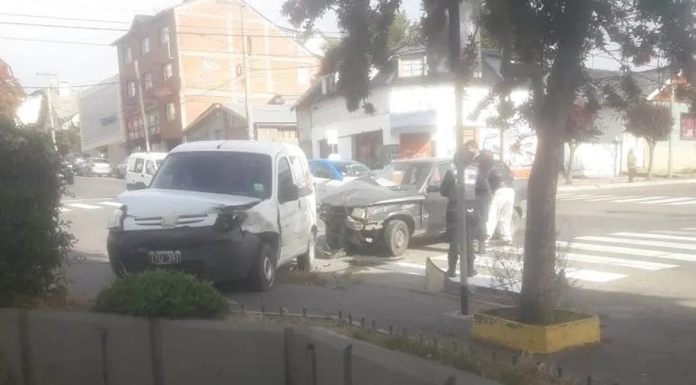 Notifoto: Fuerte choque en Gallardo