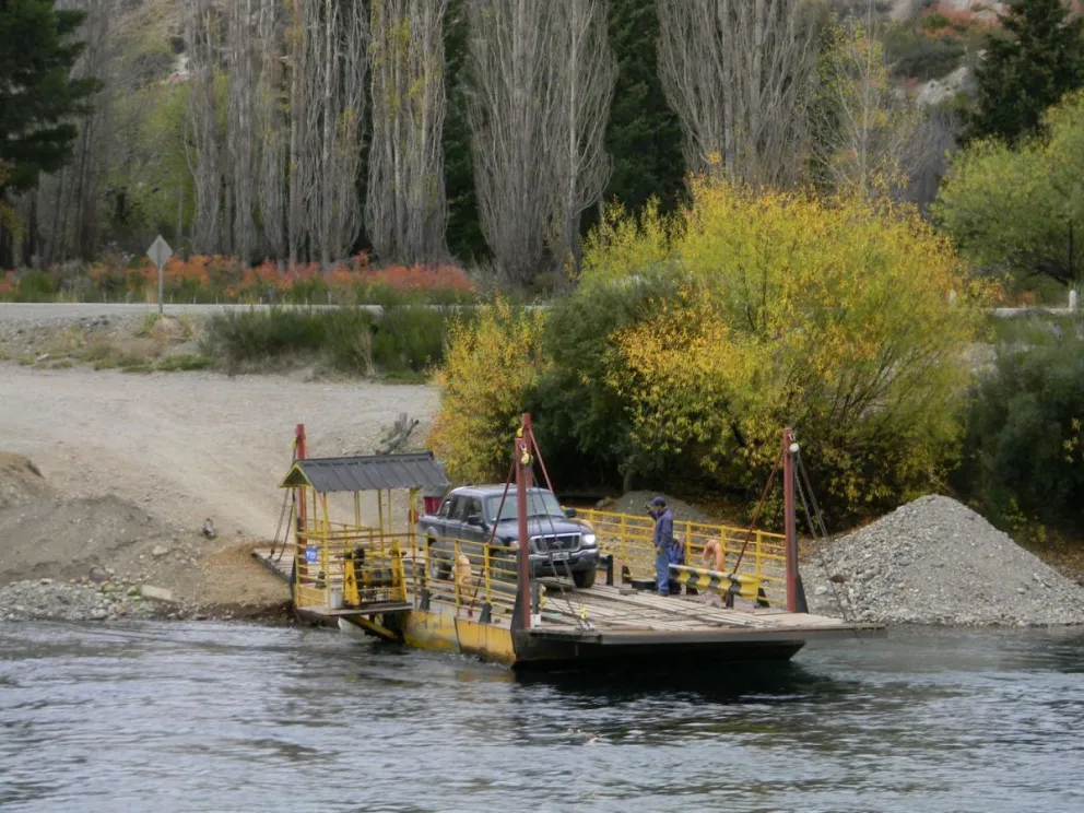 La balsa de Villa Llanquín funcionará los fines de semana