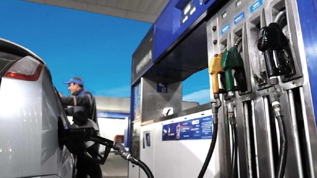 Se viene un nuevo aumento en el precio del combustible