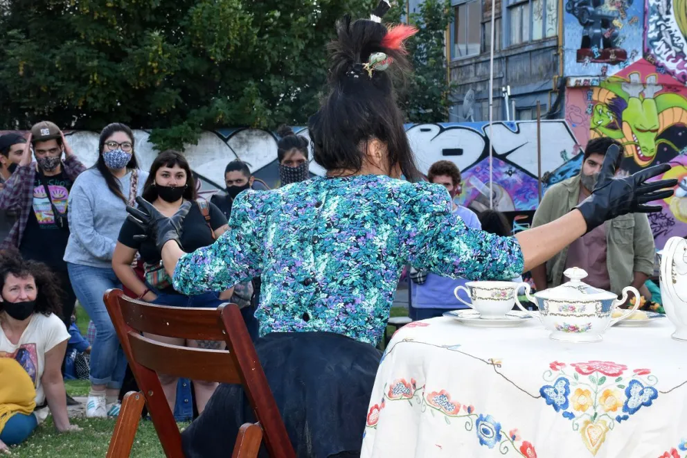 Comenzó el “Primavera Teatral Bariloche” en el Patio Teatrero