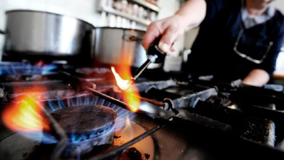 El congelamiento de las tarifas de luz y gas rige hasta mediados de marzos