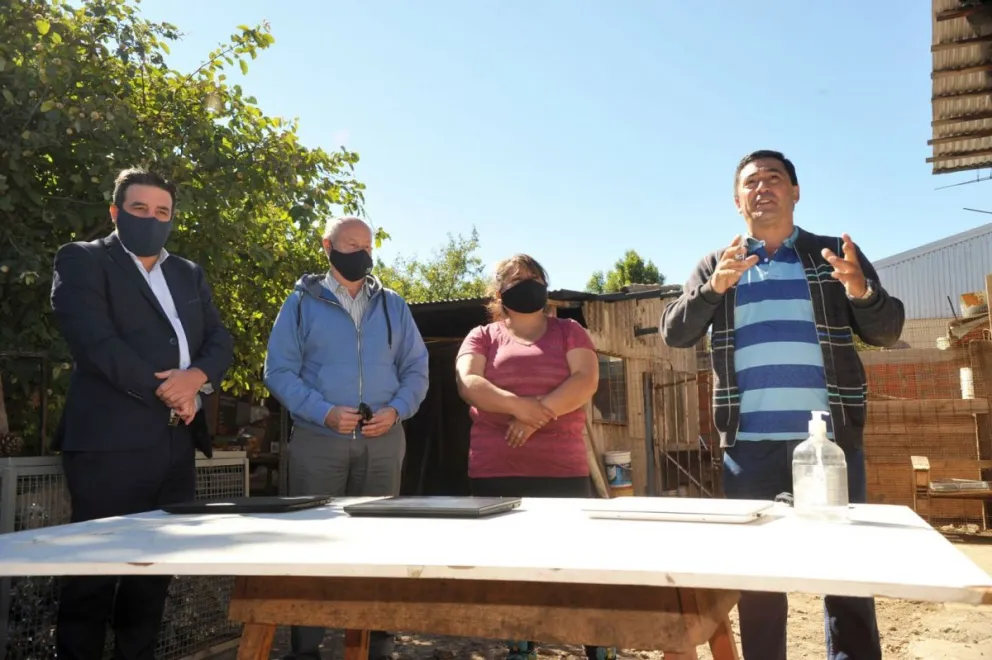 AVC inauguró la red de fibra óptica en el Dos de Abril