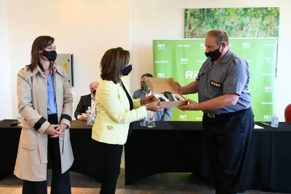 Los efectivos policiales llevarán cámaras en los chalecos antibalas