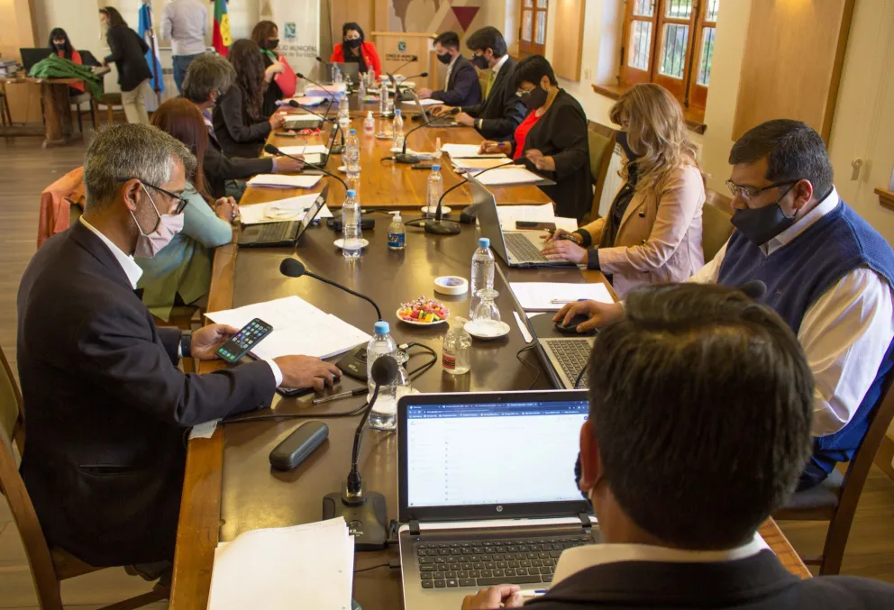 En una maratónica sesión, se aprobó el presupuesto municipal 2021