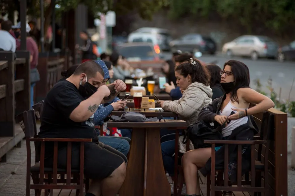 Se extiende el horario de atención en restaurantes y cervecerías