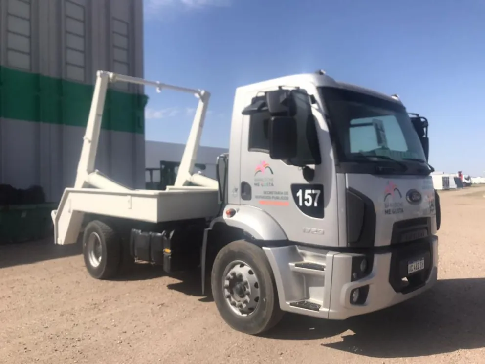 Los barrios de Pampa de Huenuleo tendrán un camión portavolquetes