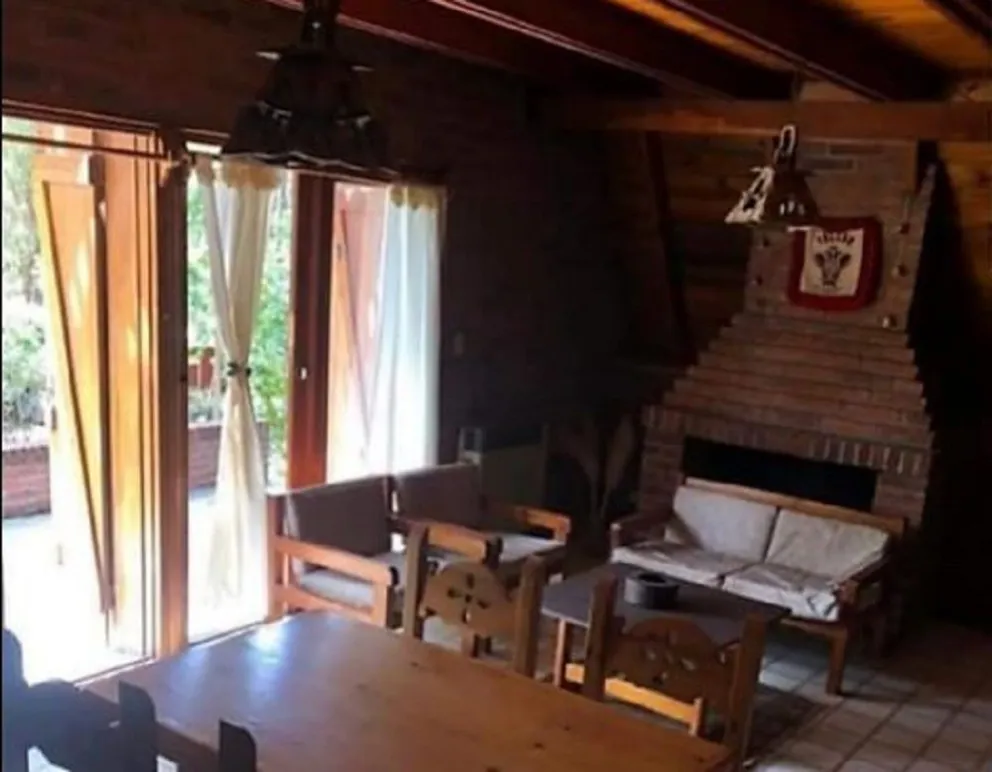 Alquilaron una cabaña por un grupo de Facebook y los estafaron