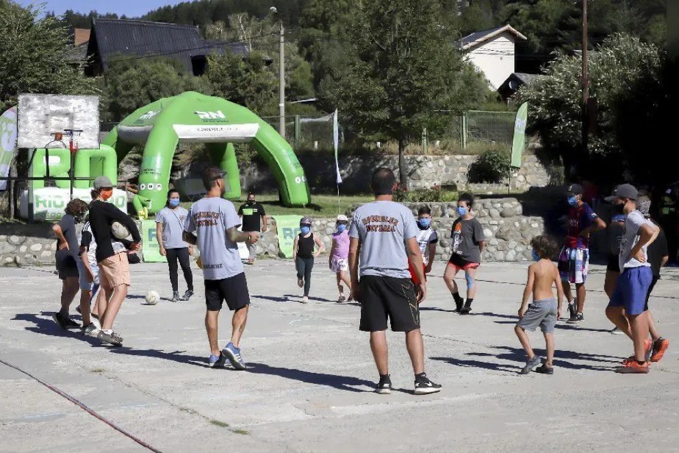 Netball y escalada, las principales actividades que se disfrutarán en Bariloche y en la Región Sur