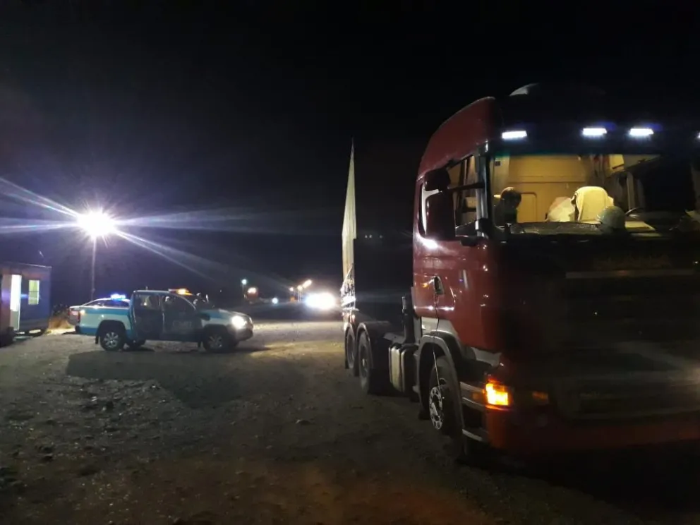Detuvieron a un camionero alcoholizado en el ingreso a Río Negro