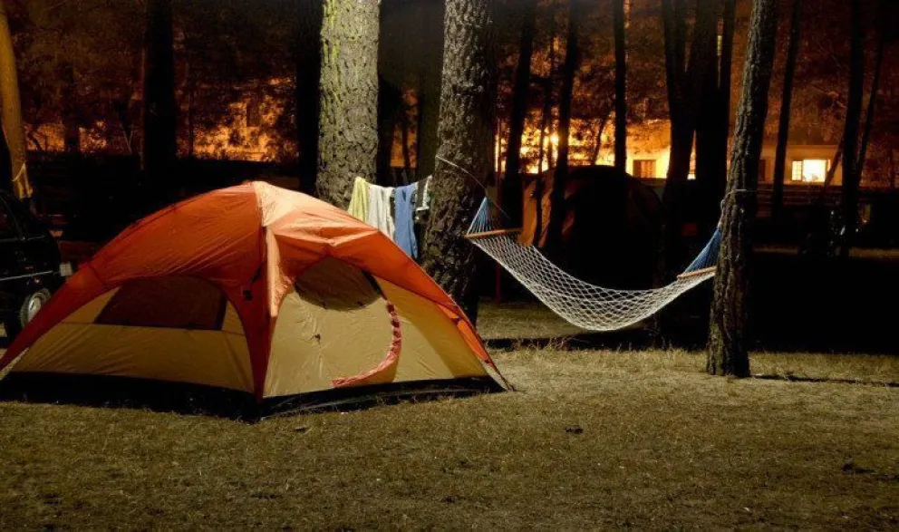 Escapadas: A días de los feriados de Carnaval, habilitan campings en Las Grutas