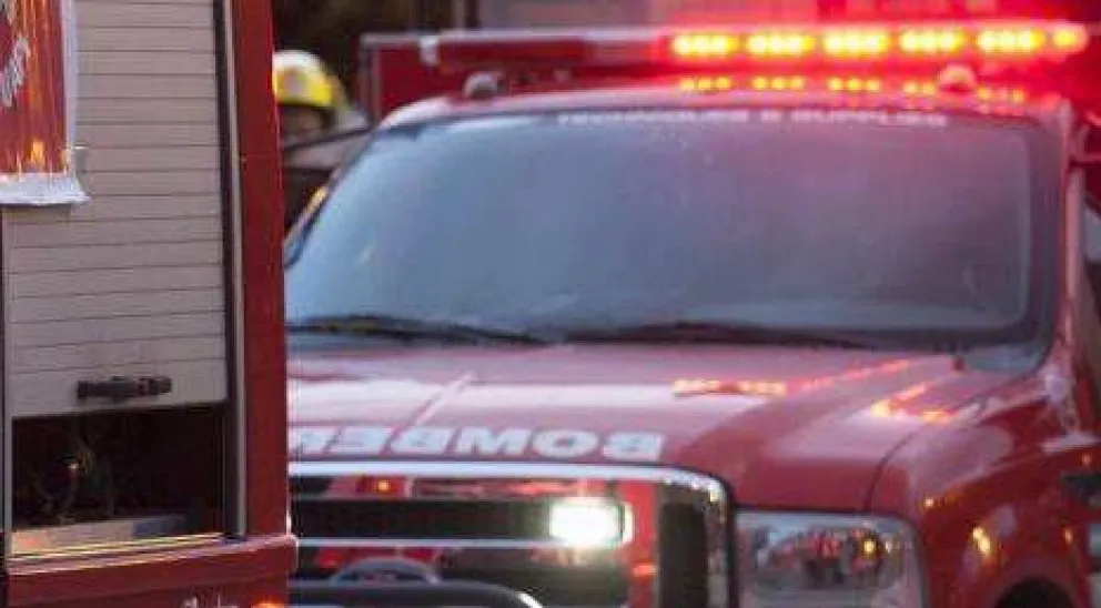 Un auto y una camioneta protagonizaron un choque en ruta 40