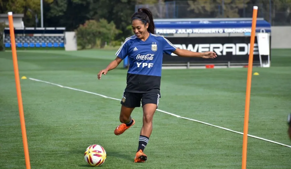 En Orlando, Mayorga y Argentina debutan ante Brasil