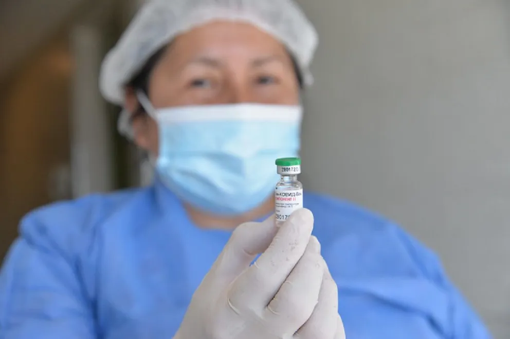 Cómo se define al personal estratégico que debe recibir la vacuna contra el coronavirus