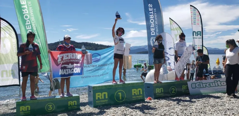 Daira Marin se llevó la prueba en damas. Roxana Pescader fue segunda.