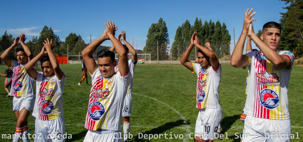 El “Cruzado” goleó al “Naranja” y está en la final de Primera A