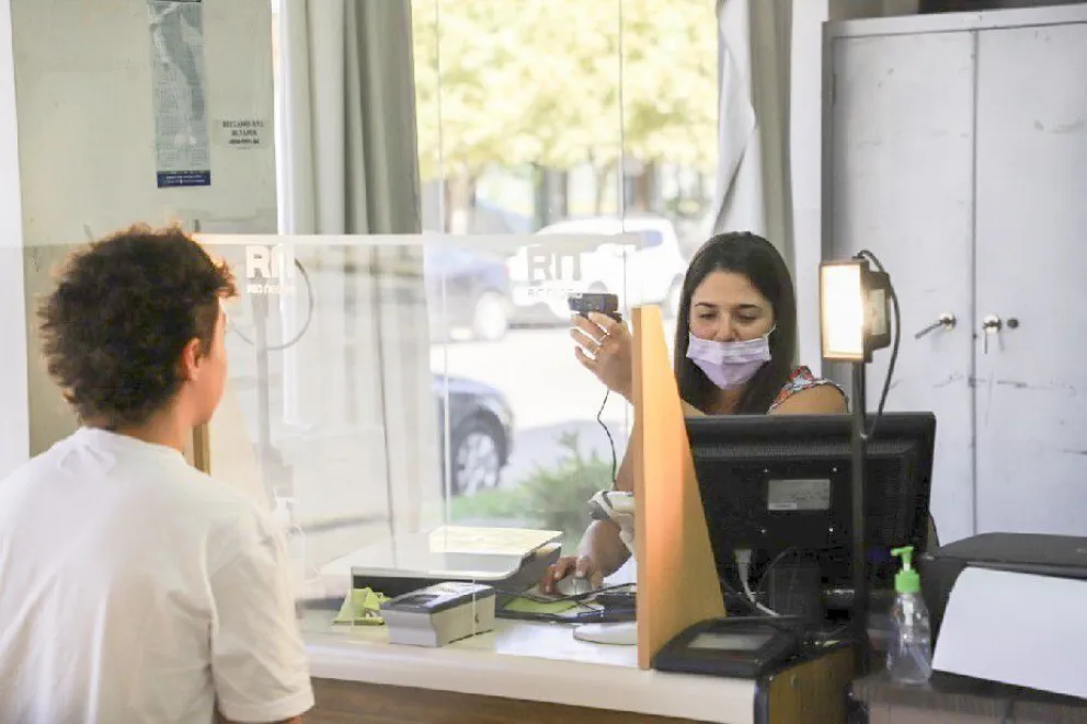 Se habilitarán más de 500 turnos para los adolescentes que deban actualizar su DNI